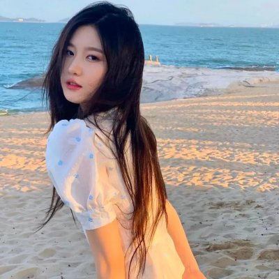 克鲁利提塞斯一家 海报
